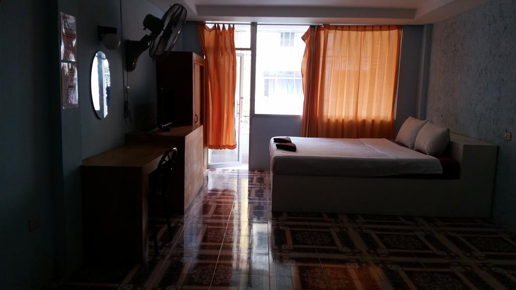 Kc'S Hideaway Hotel Джомтиен Бийч Екстериор снимка